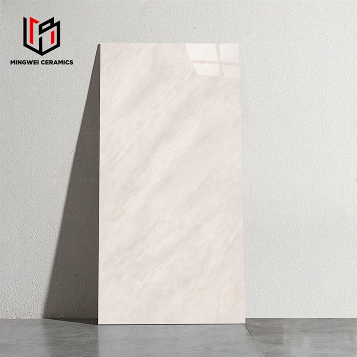 Γυαλιστερό μαλακό φως γυαλισμένα κεραμίδια